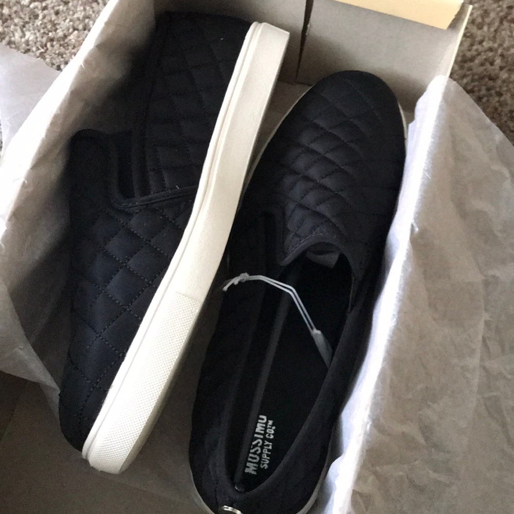 Mossimo Reese size 11
